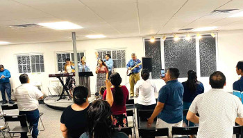 Iglesia Cristiana Pentecostes Salvación y Vida Eterna - Bladensburg