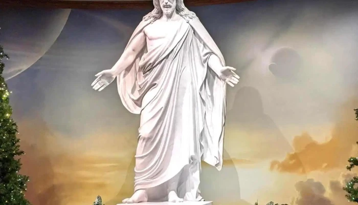 Christus Statue - Kensington